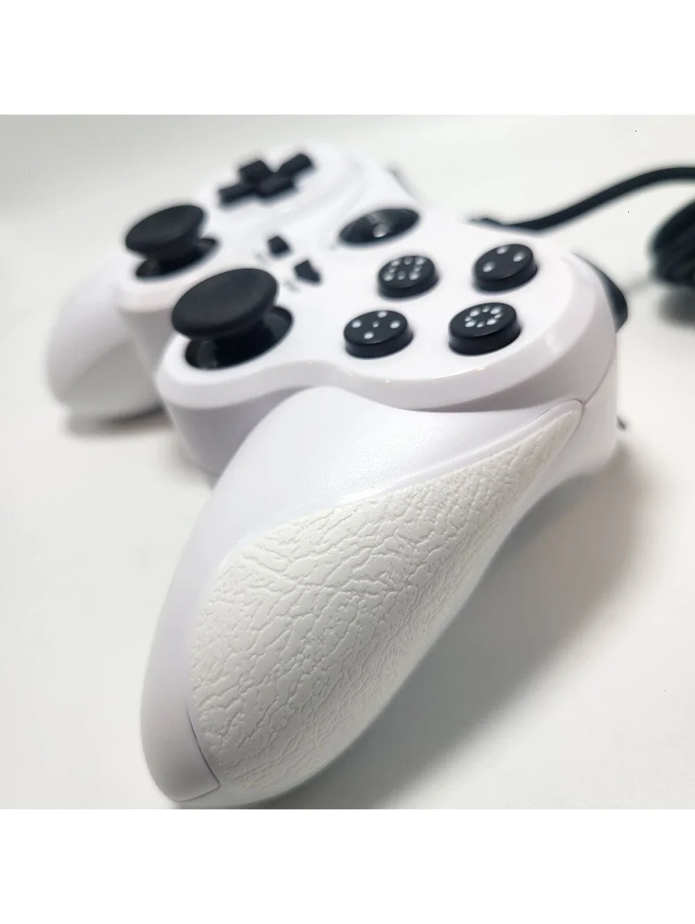 PS One / Playstation 2 / PS1 Analog Wired Controller (PSX/PS2) - White